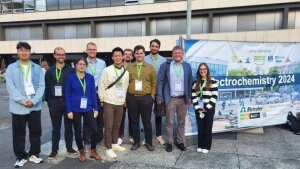 Gruppenbild der AG Oschatz auf der Electrochemistry 2024