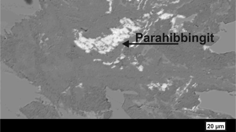 Rückstreuelektronenbild (BSE) des neuen Minerals Parahibbingit